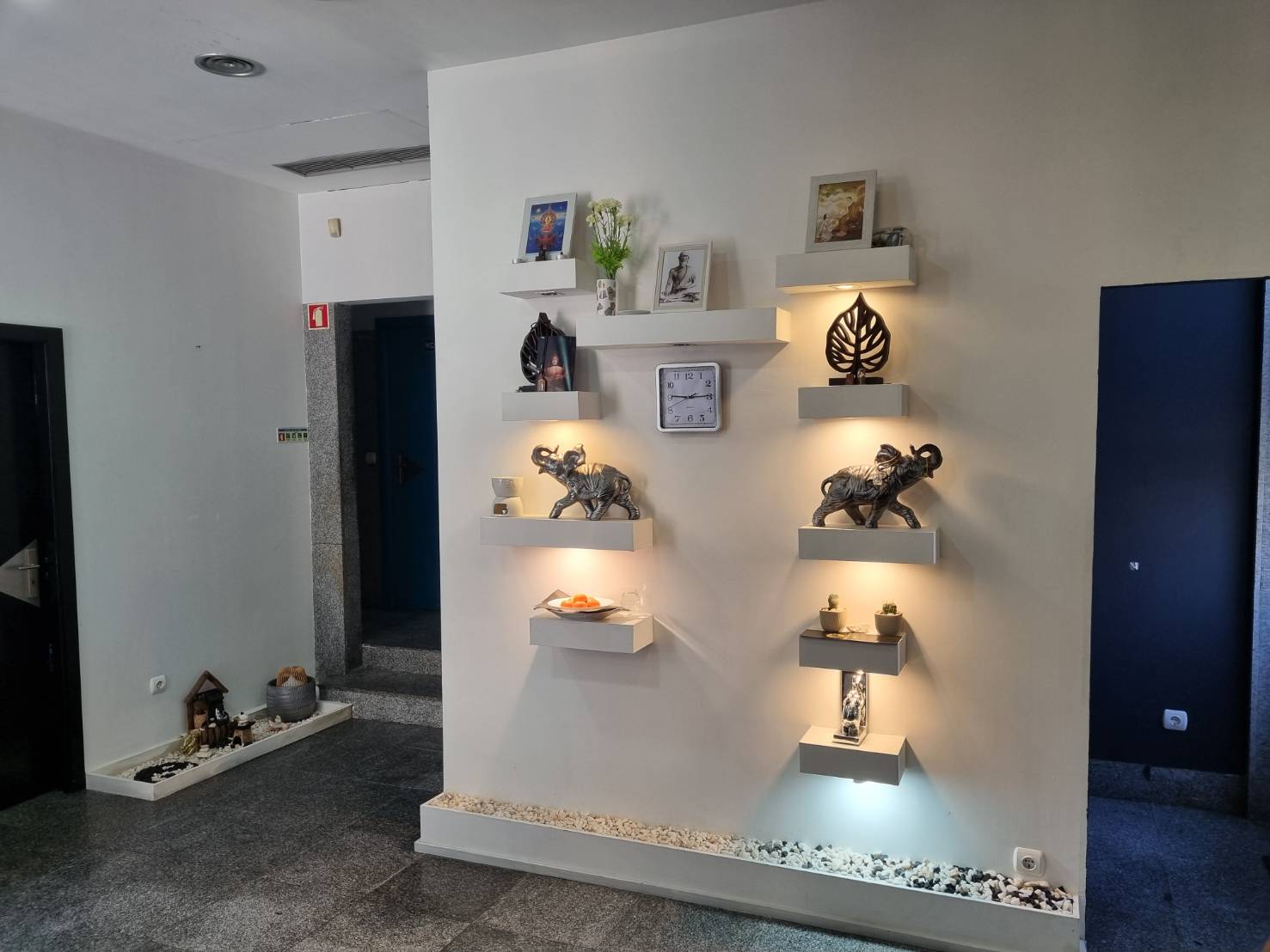 1 - https://buachompoothaimassage.com | Buachompoo Thai Massage And Therapy offers an authentic Thai massage experience to relieve tension, revitalize the body, and promote overall well-being.