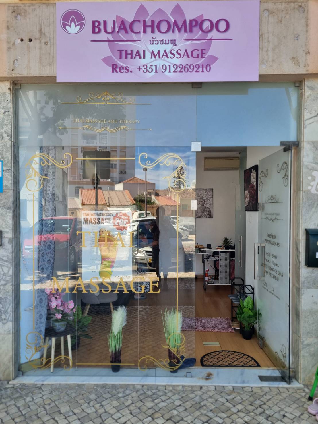 20 - https://buachompoothaimassage.com | Buachompoo Thai Massage And Therapy offers an authentic Thai massage experience to relieve tension, revitalize the body, and promote overall well-being.